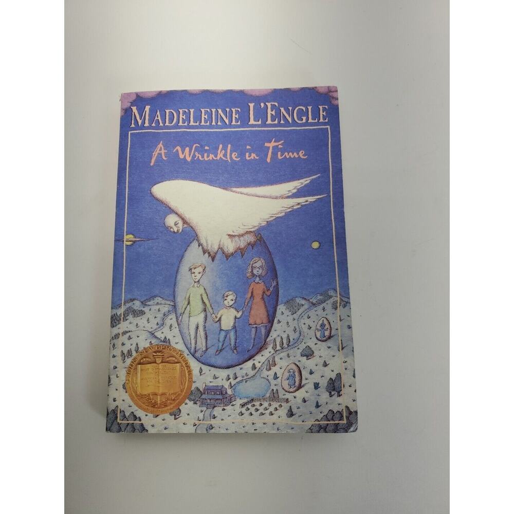 A Wrinkle in Time by Madeleine L'Engle (1973, Paperback)